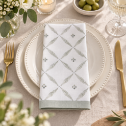 Alternative view of Napkin PN52012