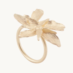 Matte Floral Metal Napkin Ring 40432