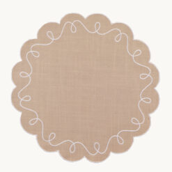Scalloped Embroidered Polyester Placemat 43012